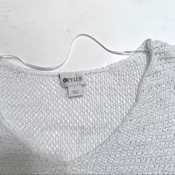 Stylus White Knit Sweater - Picture 2 of 6